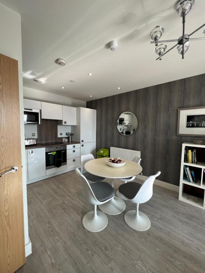 Cityscape Serenity: 10Th Floor Oasis Near City Airport, Excel & 02 Διαμέρισμα Λονδίνο Εξωτερικό φωτογραφία