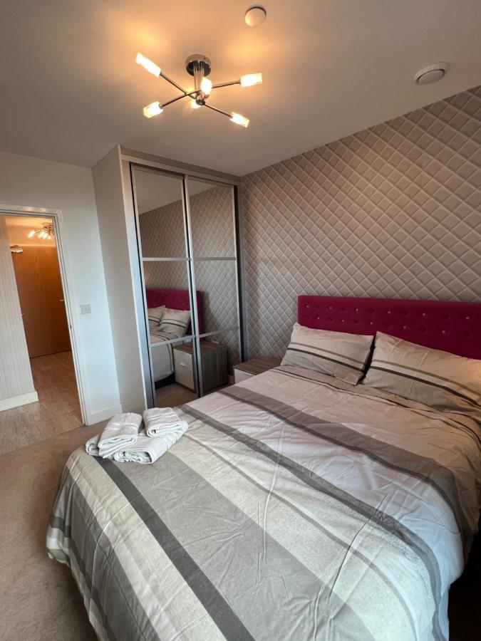 Cityscape Serenity: 10Th Floor Oasis Near City Airport, Excel & 02 Διαμέρισμα Λονδίνο Εξωτερικό φωτογραφία