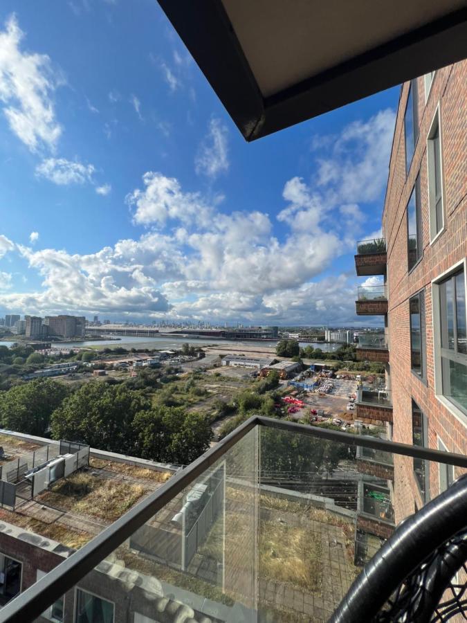 Cityscape Serenity: 10Th Floor Oasis Near City Airport, Excel & 02 Διαμέρισμα Λονδίνο Εξωτερικό φωτογραφία