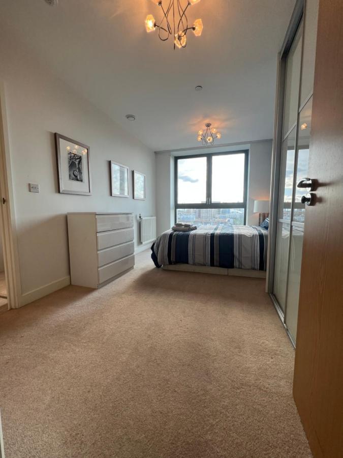 Cityscape Serenity: 10Th Floor Oasis Near City Airport, Excel & 02 Διαμέρισμα Λονδίνο Εξωτερικό φωτογραφία